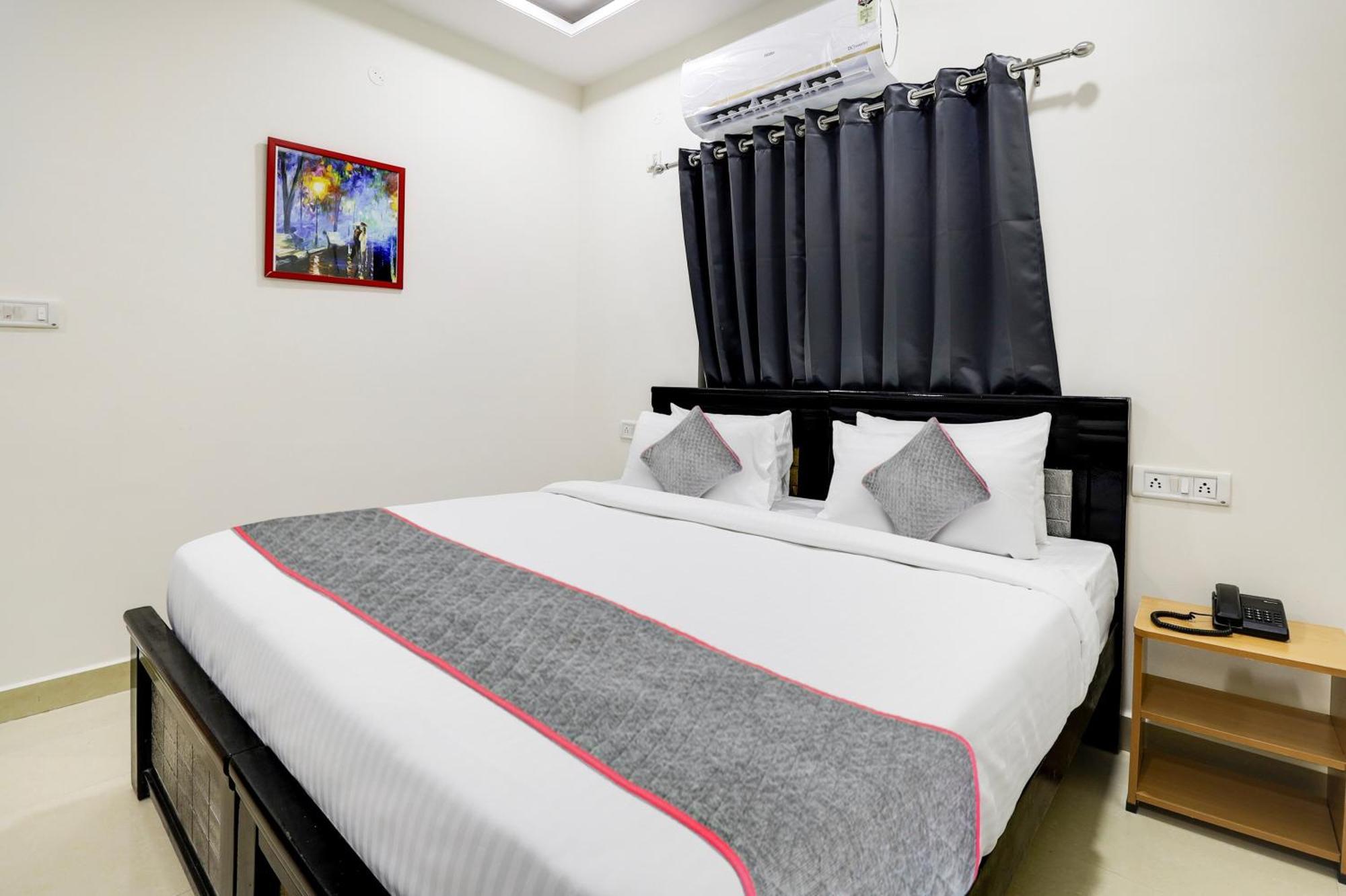 Super Townhouse De Alphabet Hotel Kukatpally Nexus Mall Haïdarabad Extérieur photo